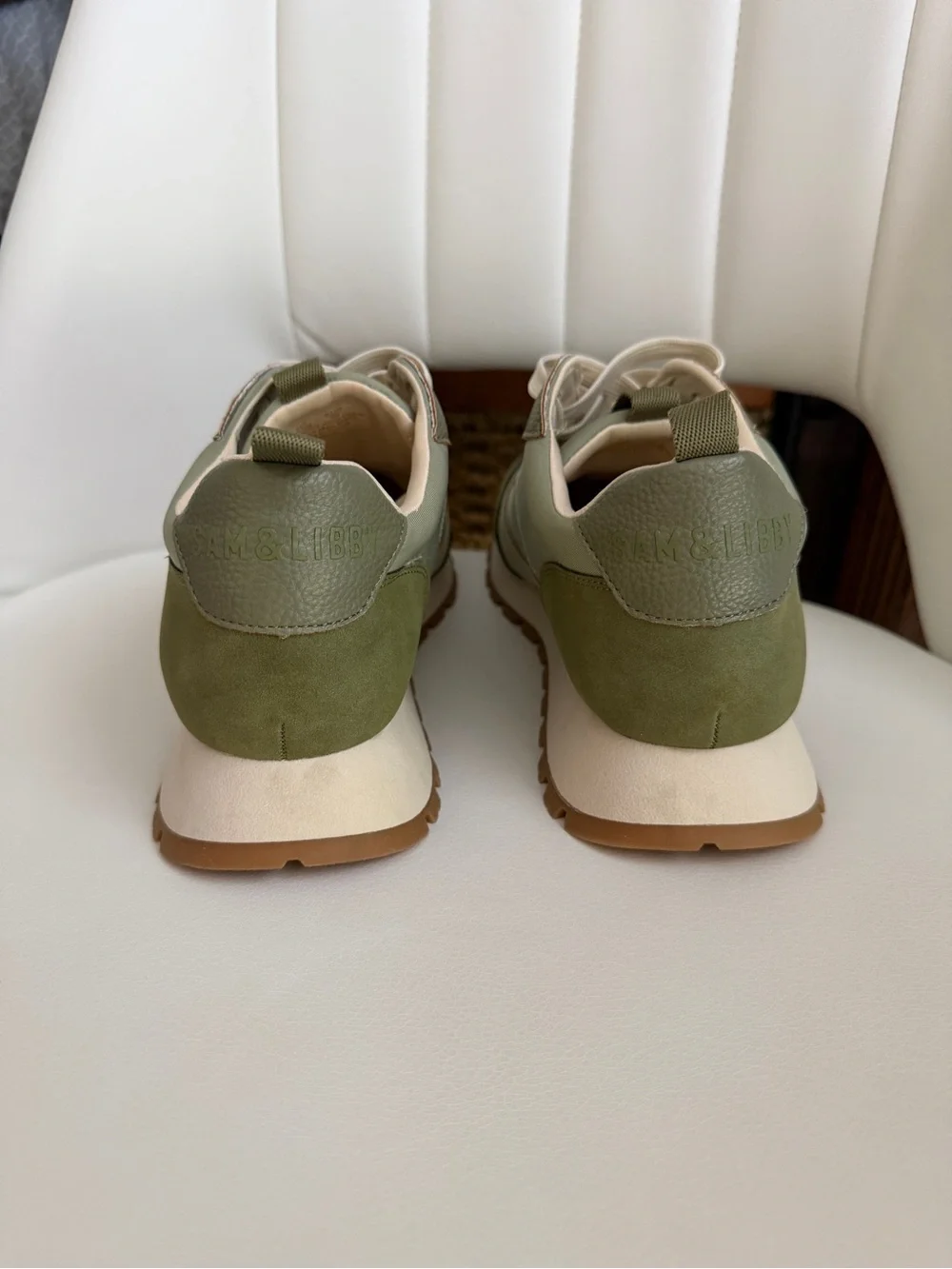 Sam & Libby Olive and Cream Women's Casual 7.5 Sneakers